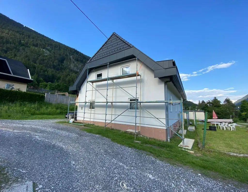 Perfekte Kapitalanlage: Mehrfamilienhaus mit Garten, Garagen und Top-Mieterträgen über 6% Rendite!