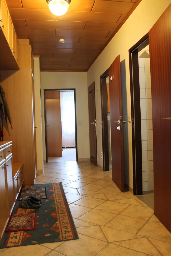 ETW 2000 Stockerau - Vorraum