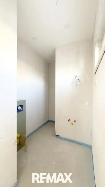 Bad mit Dusche im EG