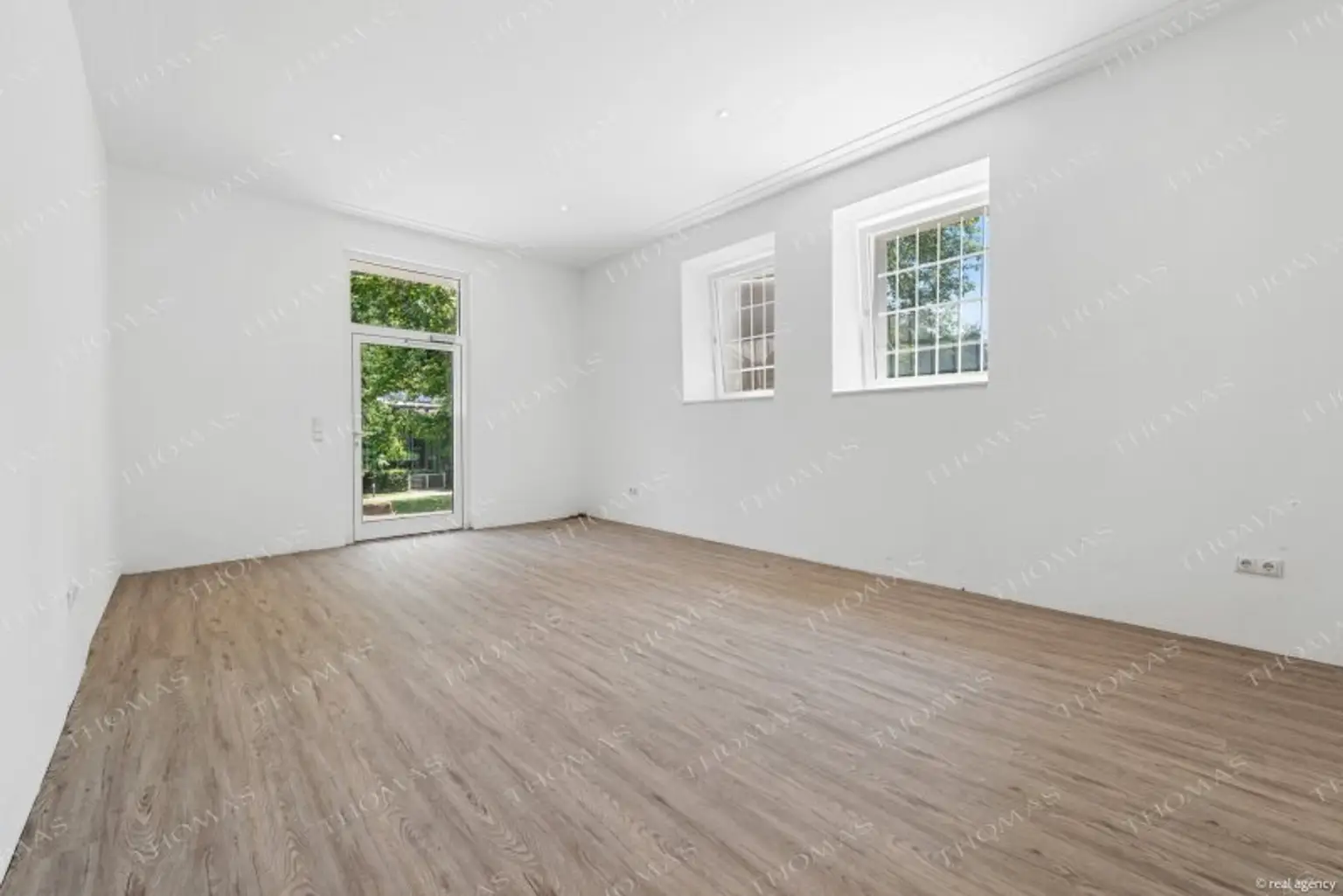 Kurparkjuwel "Villa Clar" - Boutiquehotel, Restaurant & 3 Geschäftsflächen