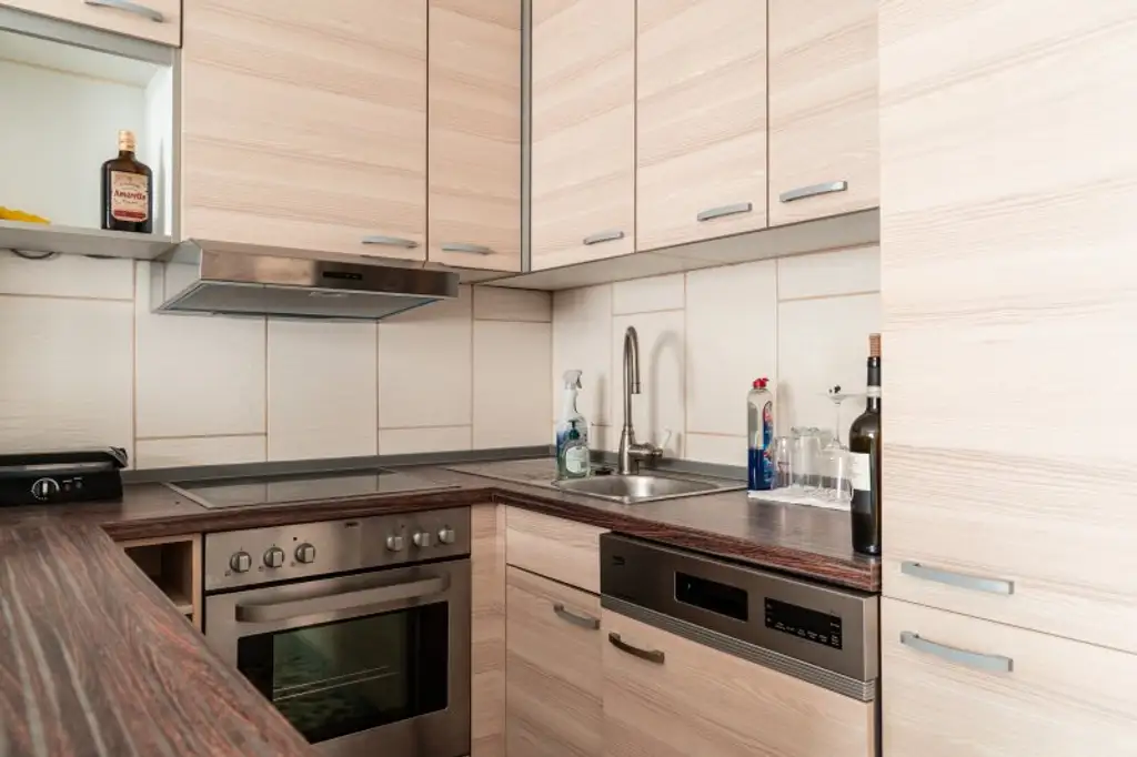 Moderne 2-Zimmer-Wohnung mit Einbauküche in zentraler Lage von Linz