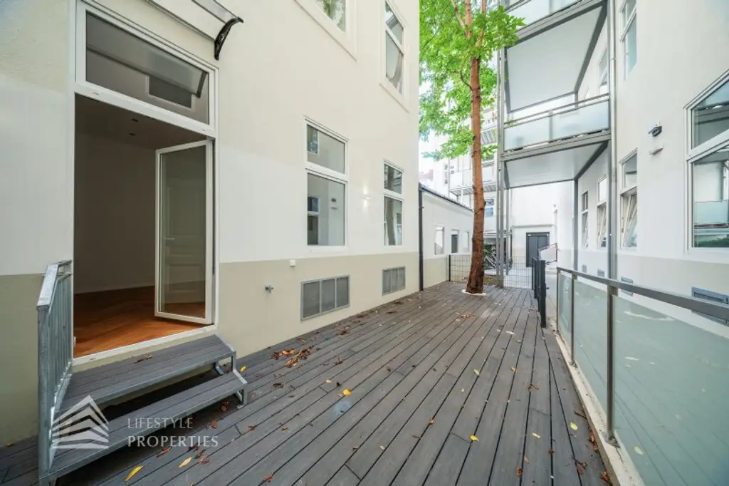 Erstbezug! Schöne 2-Zimmer Wohnung mit Terrasse, Nähe Burggasse