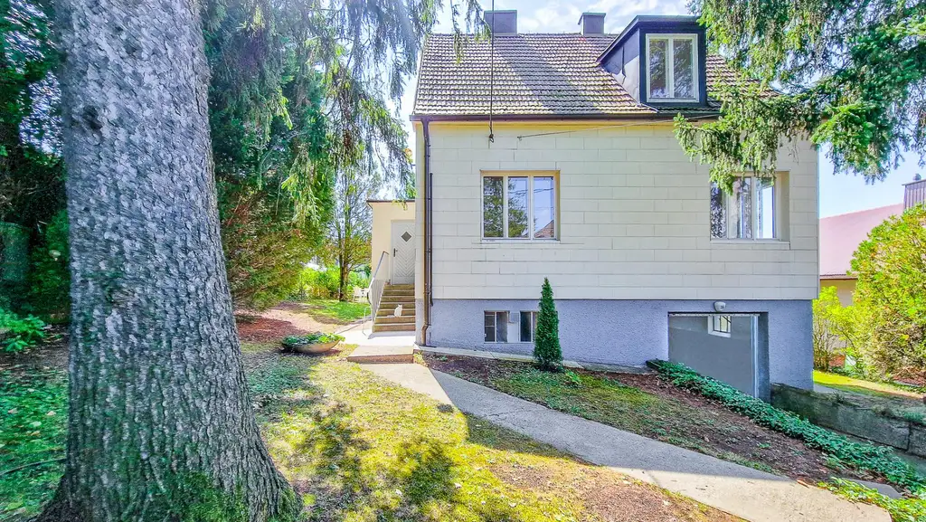 Grünruhelage am Wolfersberg. Einfamilienhaus mit großem Garten, traumhafter Fernsicht und großem Erweiterungspotenzial