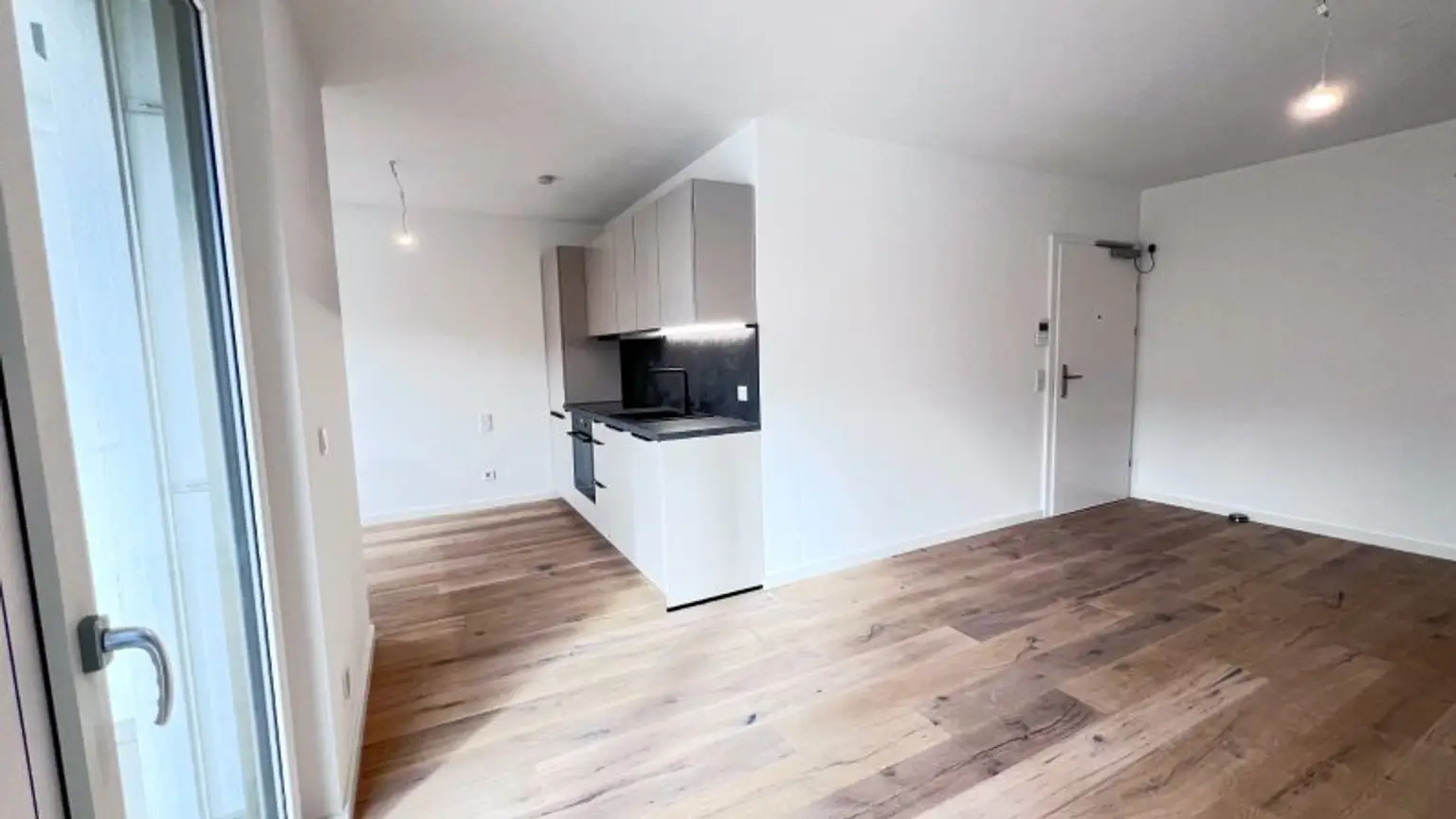 ERSTBEZUG HERNALS - PERFEKT AUFGETEILTE 2-ZIMMER-WOHNUNG MIT SONNIGEM BALKON