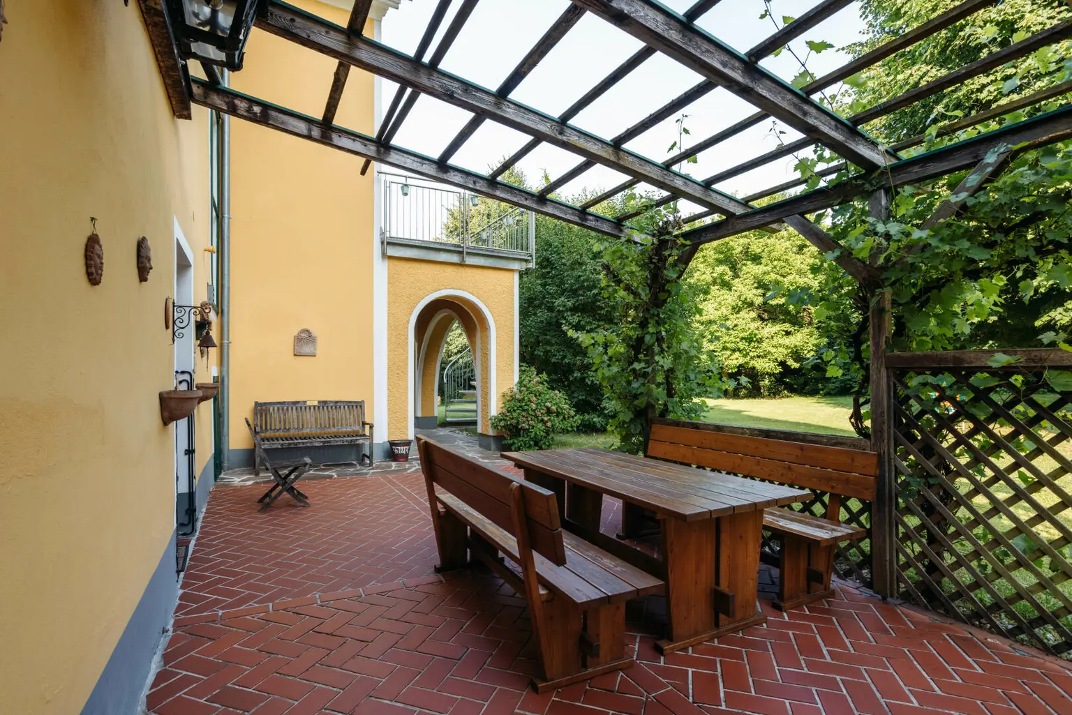Historisches Herrenhaus mit vielfältigem Potenzial - nur 30 Minuten von Graz