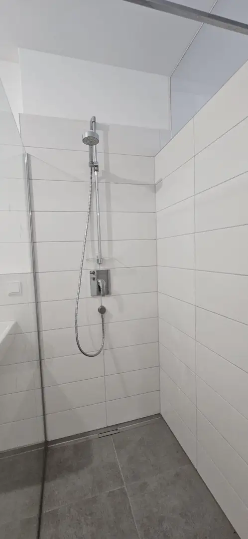 Singel oder Pärchenwohnung Stadtzentrum mit  80 m2 Garten, 11 m2 Terasse TG Platz-ERSTBEZUG