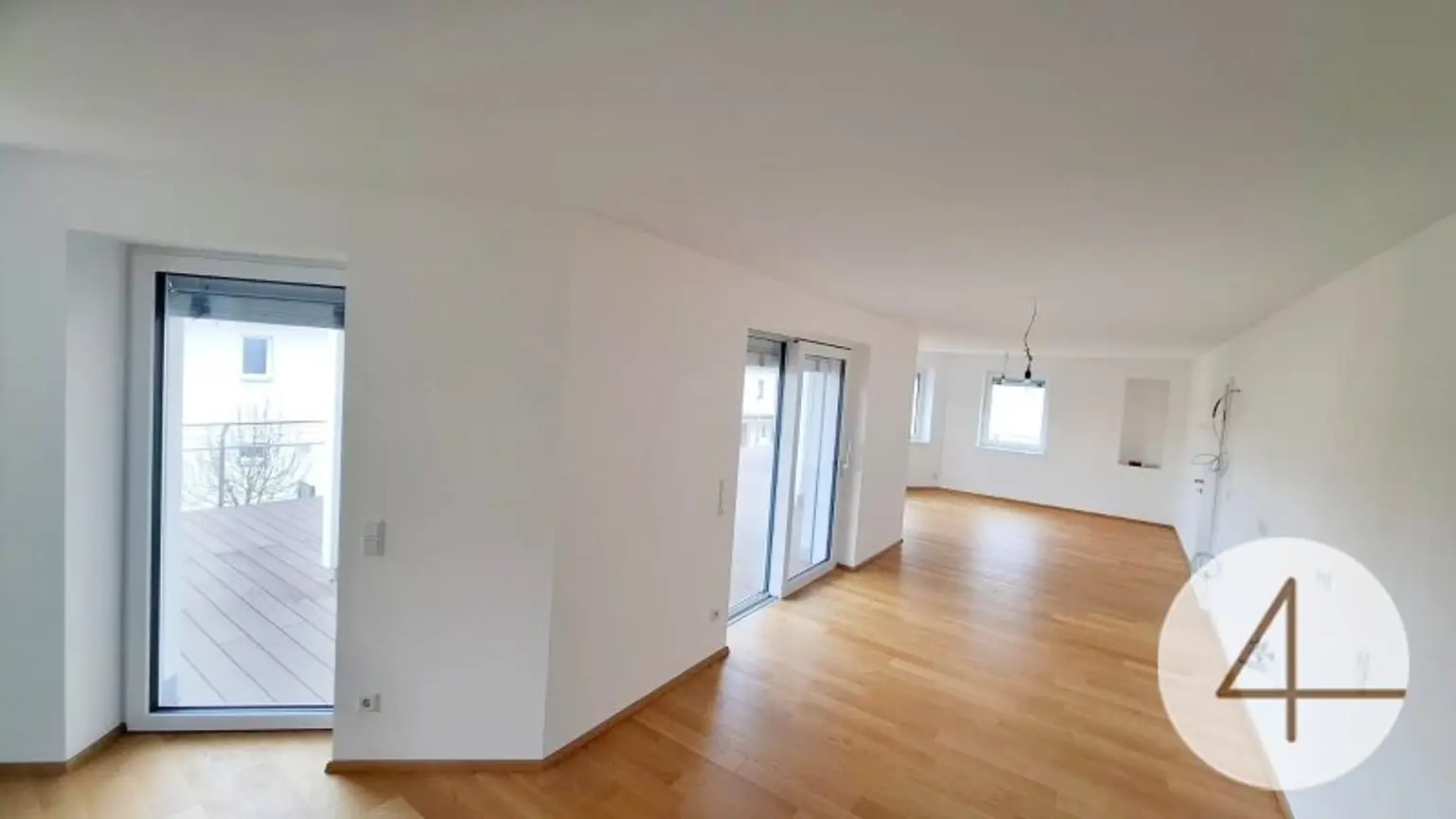 Ihr Freiluft - Wohnzimmer Terrassenvilla der Extraklasse