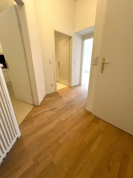 67m² Stadtwohnung mit Einbauküche, modernisiert für 385.000 €