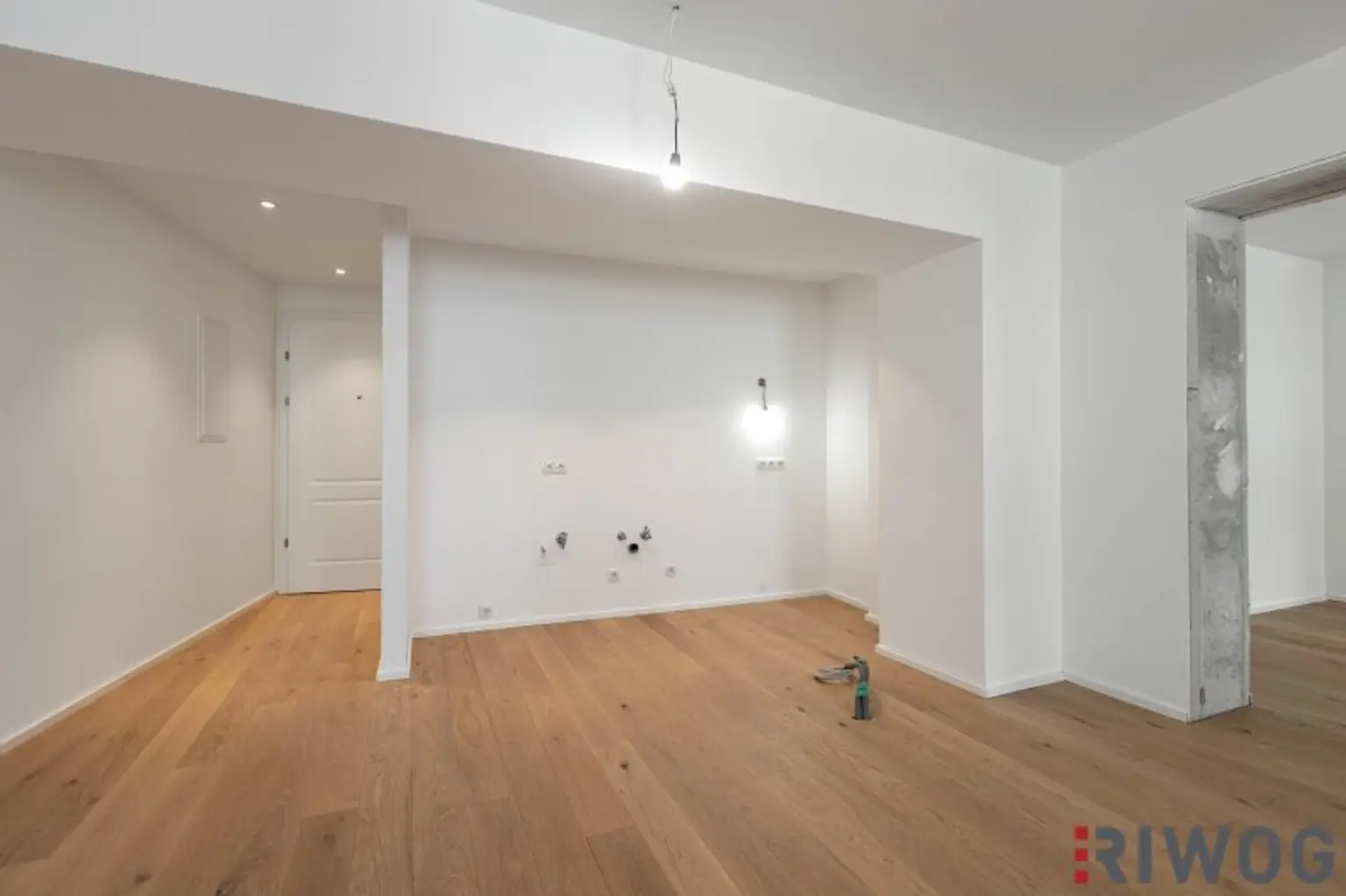 ERSTBEZUG 2 ZIMMER ALTBAUWOHNUNG II NÄHE OTTAKRINGER BRAUEREI II PROJEKT ABELEGASSE 20