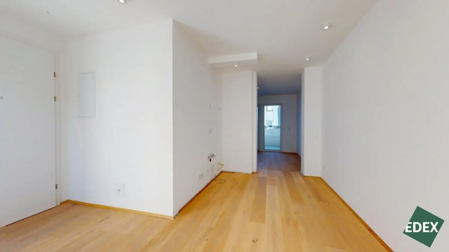 ERSTBEZUG | Traumhafte 2-Zimmer DG-Wohnung mit Loggia & Terrasse in den ruhigen Innenhof