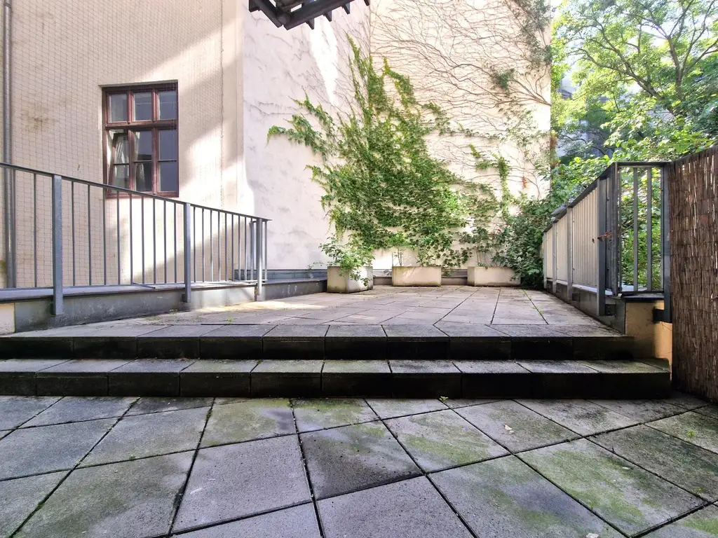 Top-moderne Neubauwohnung mit MEGA-Terrassenfläche (1.OG)