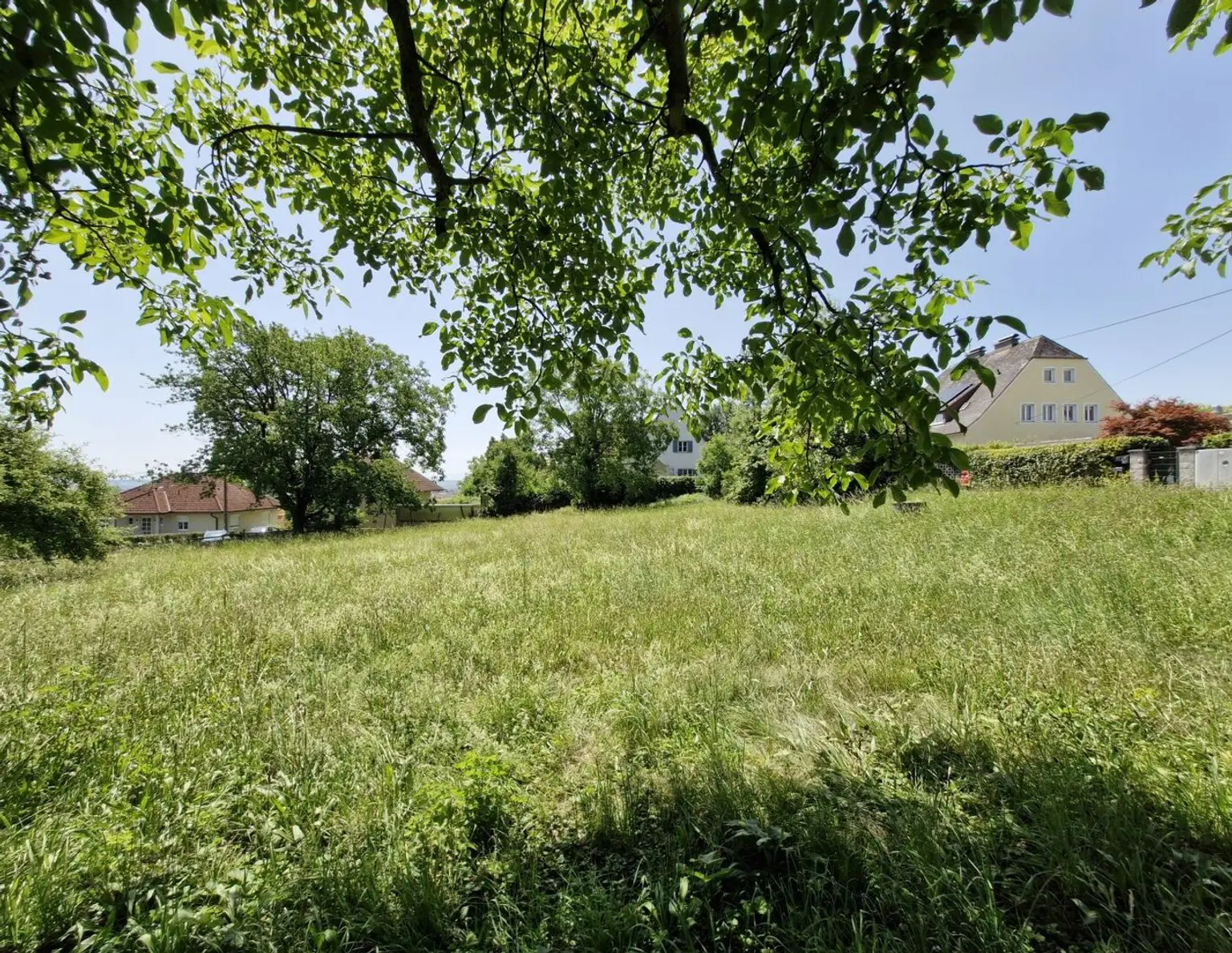 RARITÄT - Einzigartiges Baugrundstück in Leonding - 896 m² für Ihr Eigenheim...!