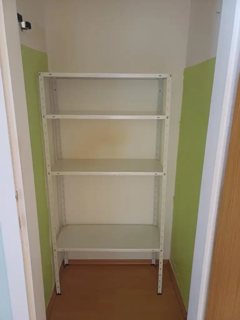 Gepflegte 2-Zimmer-Wohnung mit Küchenblock und Loggia in Langenwang im Mürztal zu mieten !