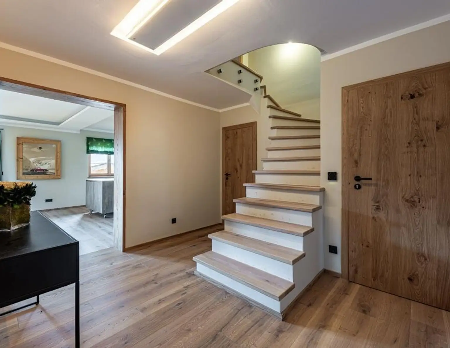 Zweigeschossige Dachgeschosswohnung mit sensationellem Ausblick