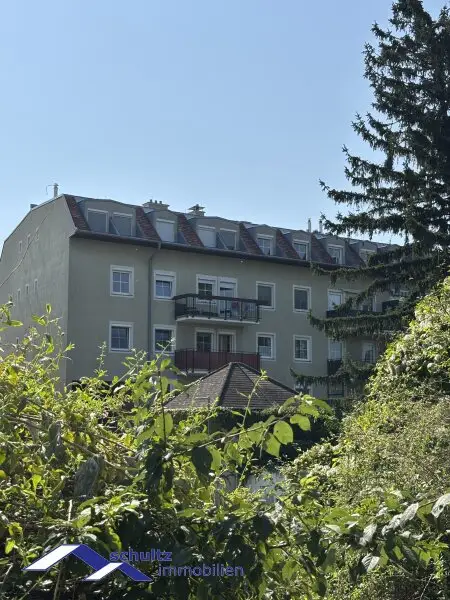 Super 3-Zimmer-Dachgeschosswohnung im Zentrum von Guntramsdorf zu mieten! Überdachter Parkplatz inklusive!