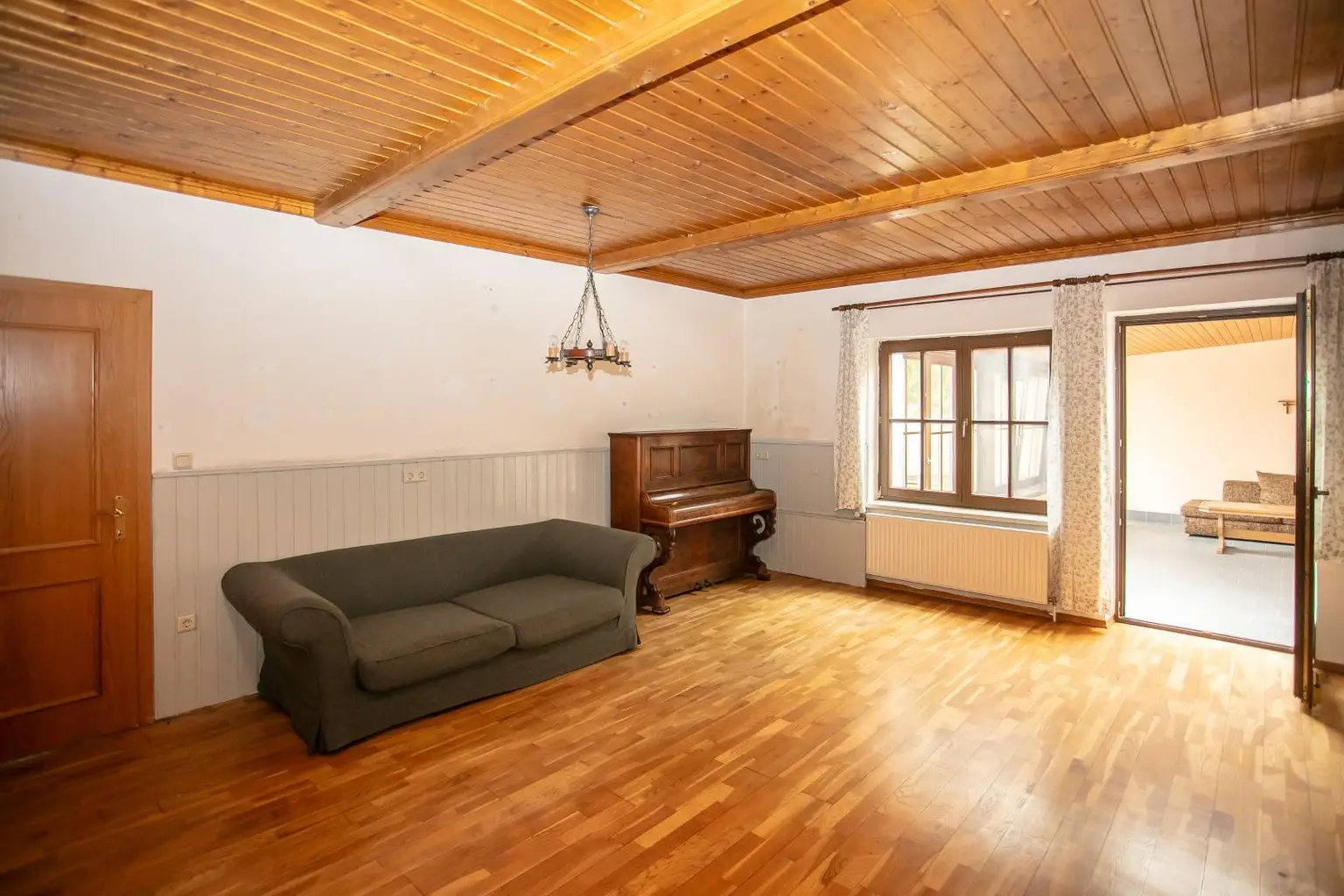 Ihr neues Zuhause mit Ausblick – Viel Platz, gepflegter Zustand