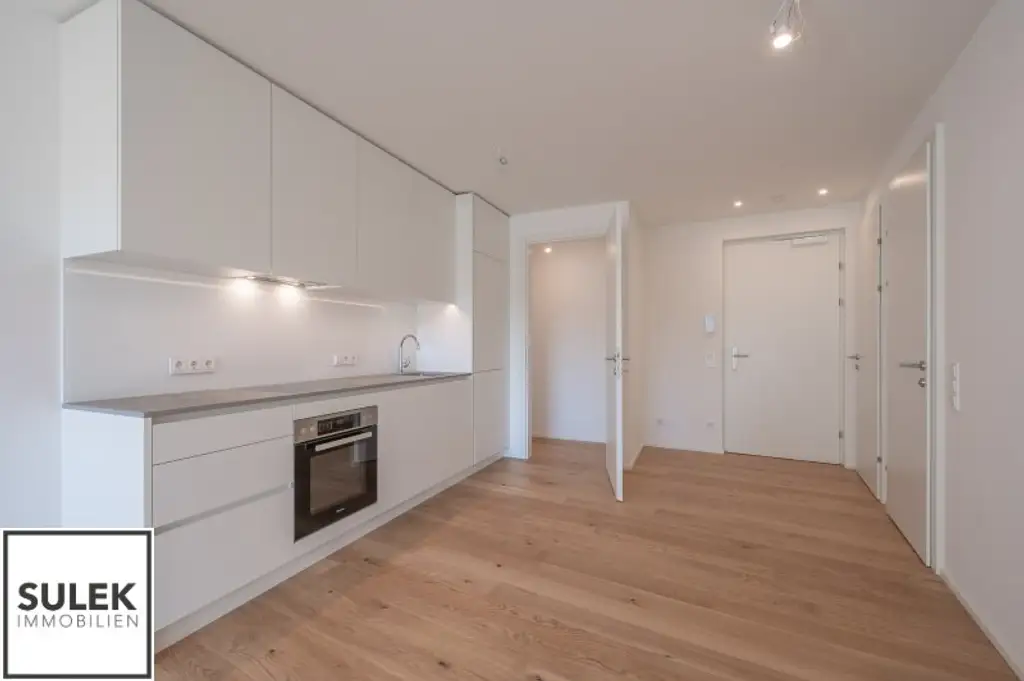 *ab 01/2026* 2 Zimmer Zweitbezugswohnung mit sonniger Loggia nahe U4