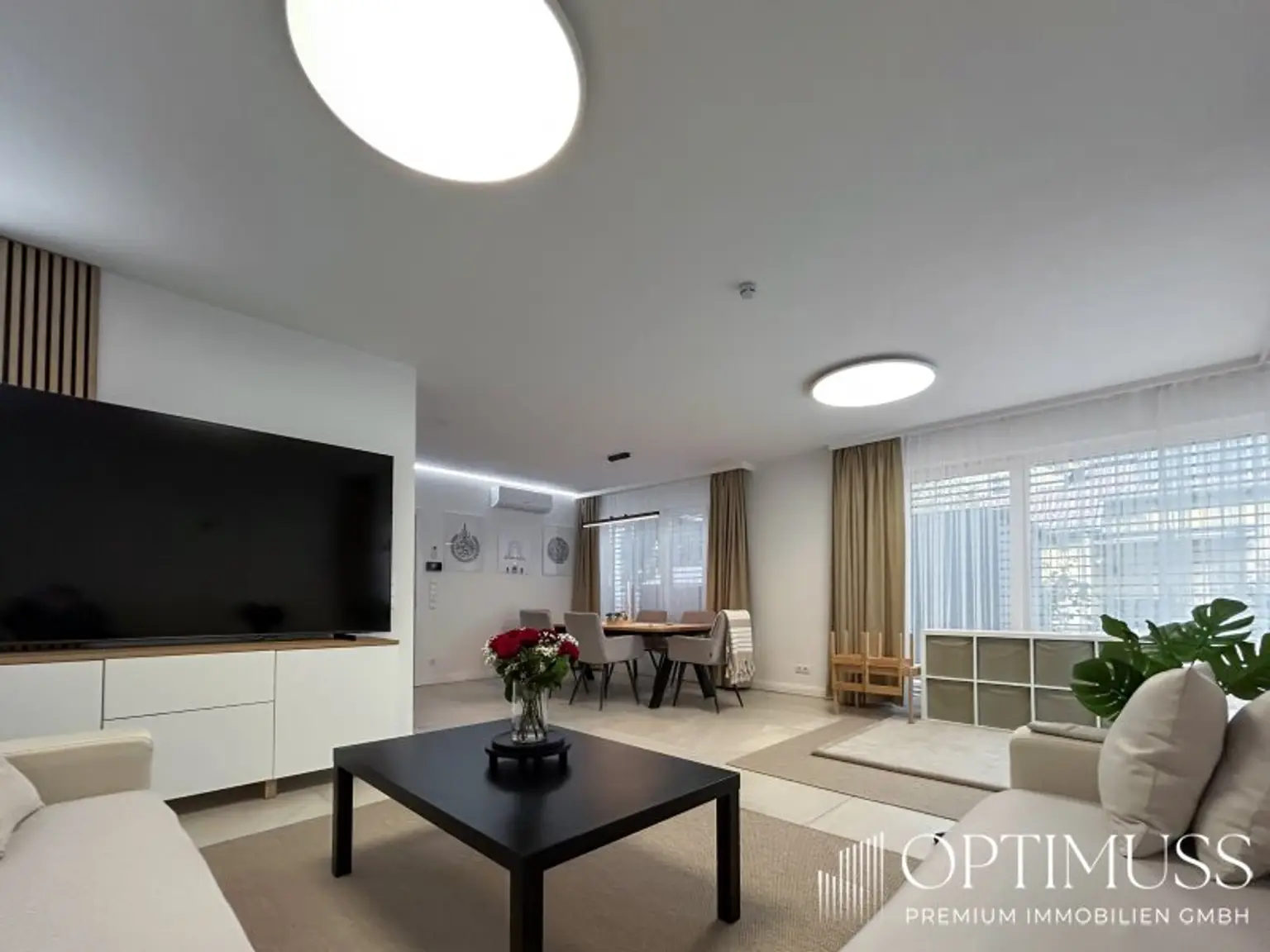 Moderne Doppelhaushälfte mit Terrasse, Pool , Garten & hochwertiger Ausstattung - Exklusives Wohnen in Gerasdorf !