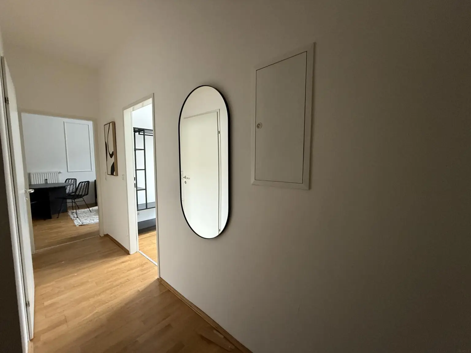 + Grazer Juwel + Helle möblierte 2-Zimmer Wohnung mit Altbau-Charme und durchdachter Raumaufteilung!