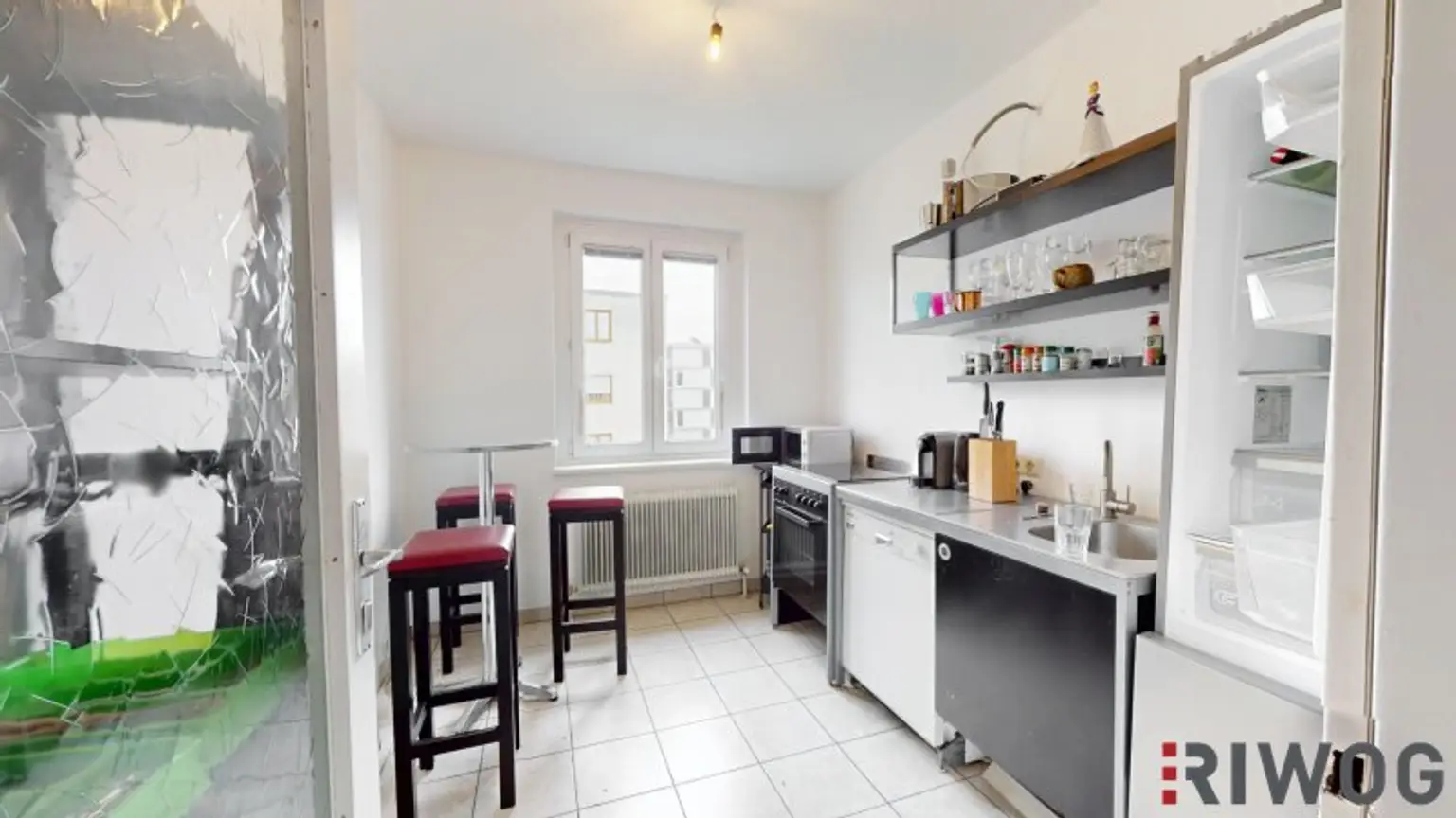 Wohnung für 3er-STUDENTEN-WG mit AUßENFLÄCHE, 4 Zimmer