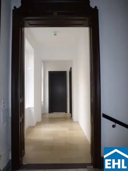 Foyer v. Eingang