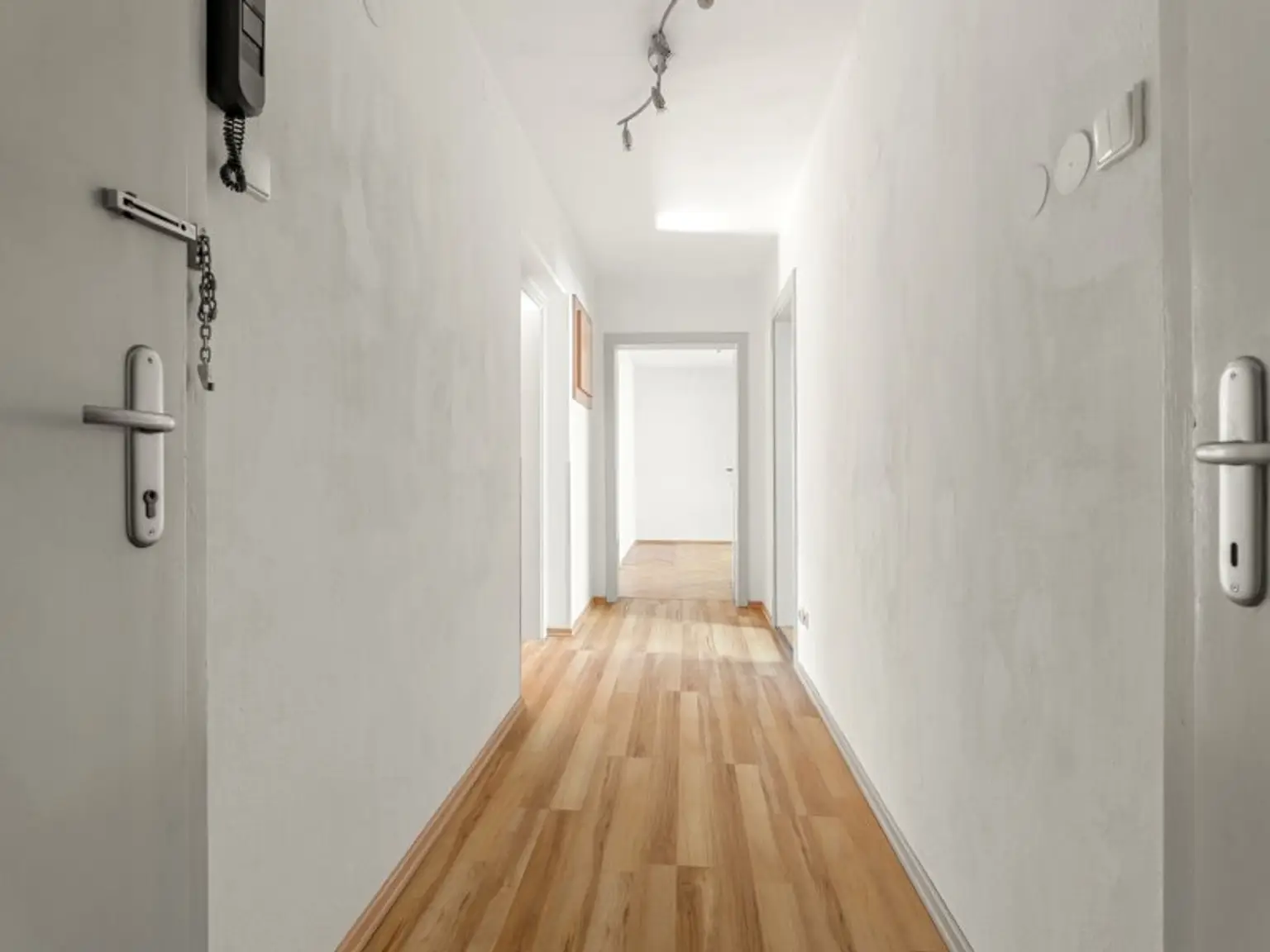 Nette 3 Zimmer Wohnung 68,14m²  in der Florian-Gröger-Straße - Nähe Messe und Stadtzentrum