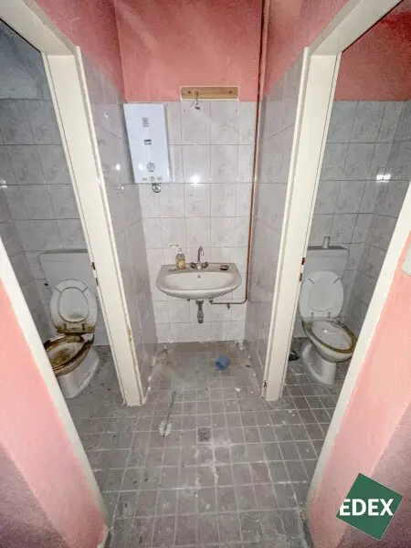 Großes Souterrain in guter Lage