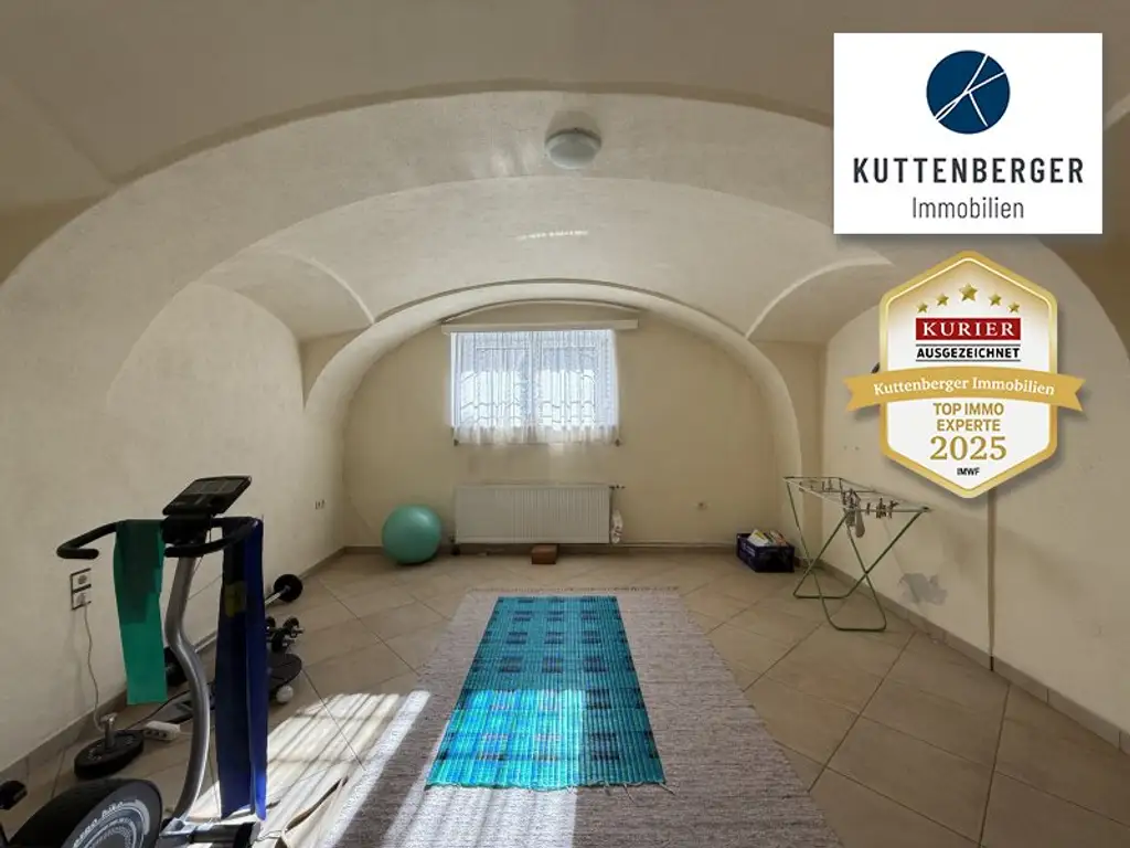 Charmantes Wohnhaus mit Garten, Scheune und traumhaftem Blick ins Grüne