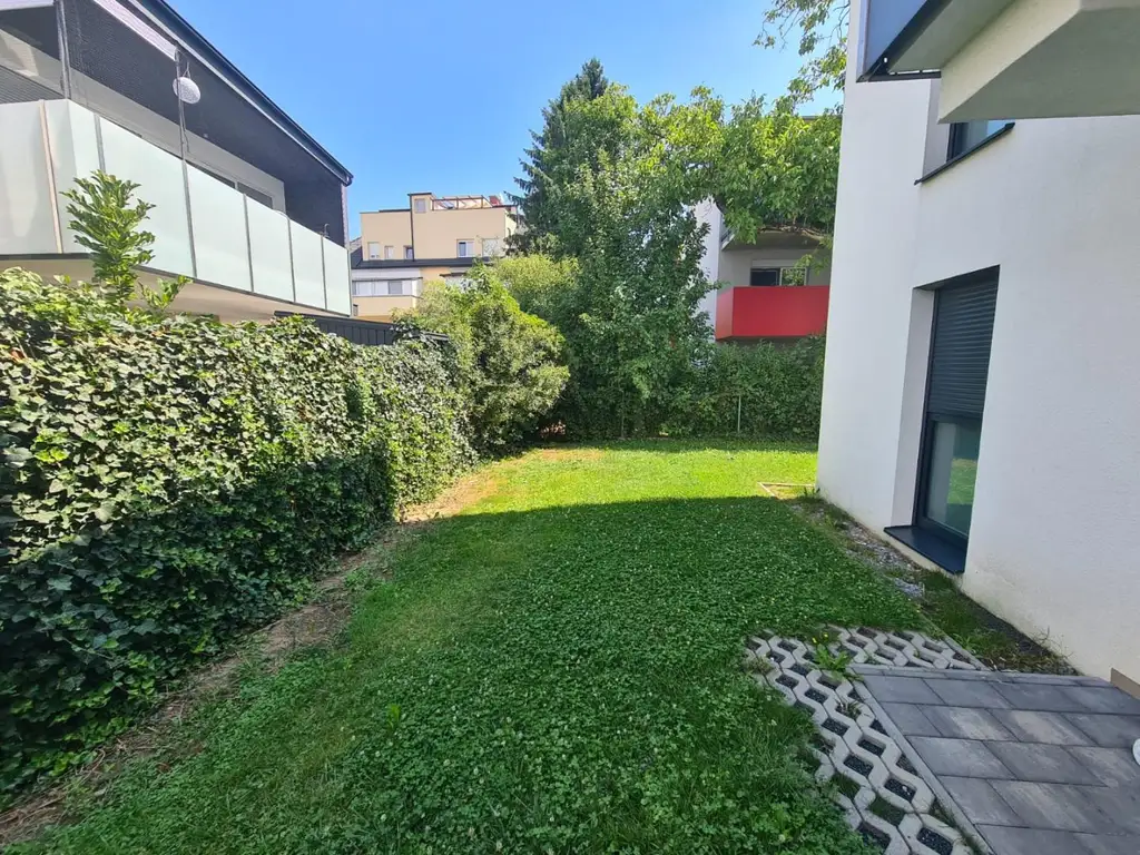 Neuwertige, wunderschöne 3-Zimmer-Wohnung mit großen Süd-Balkon