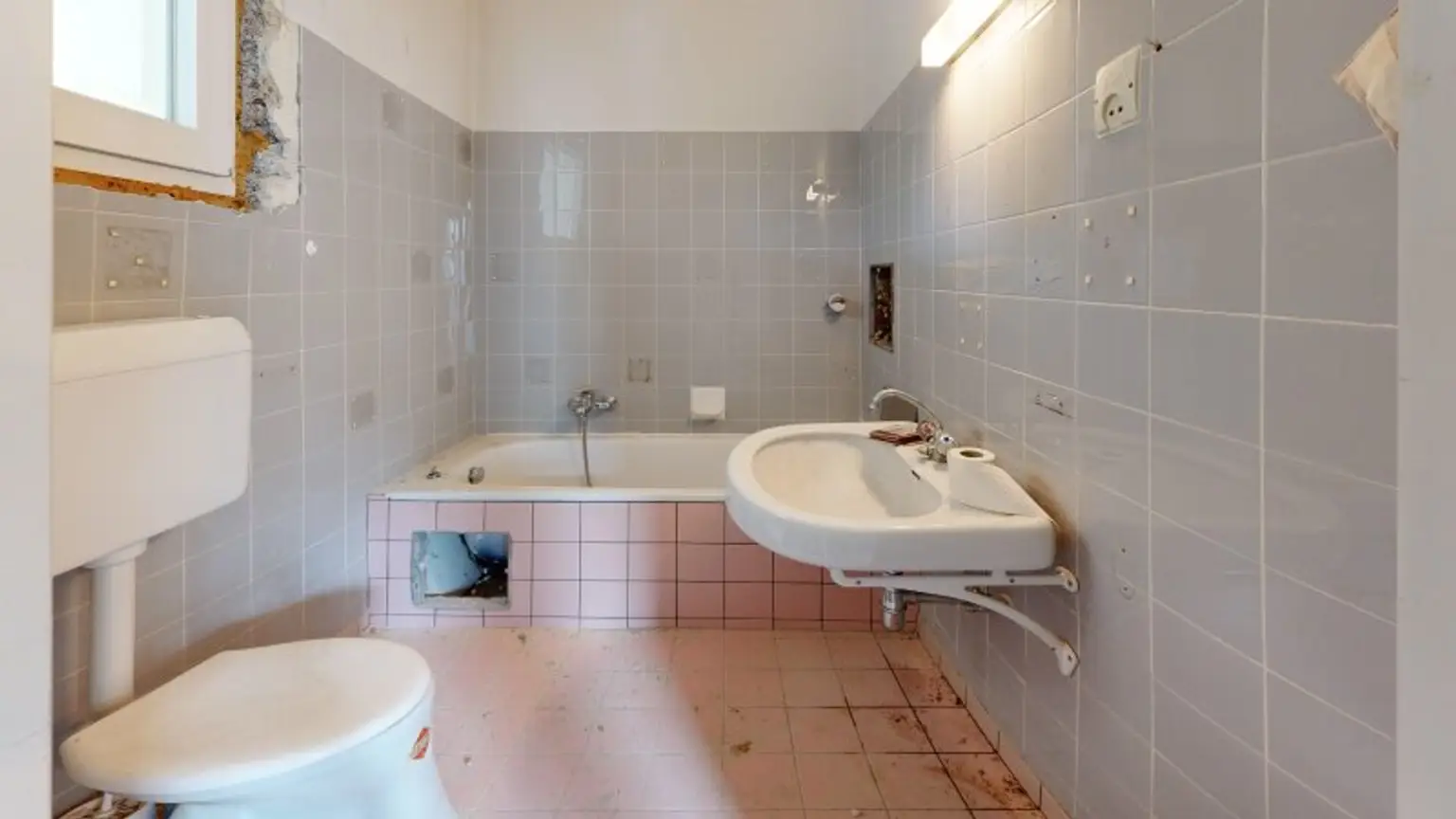 Badezimmer + WC