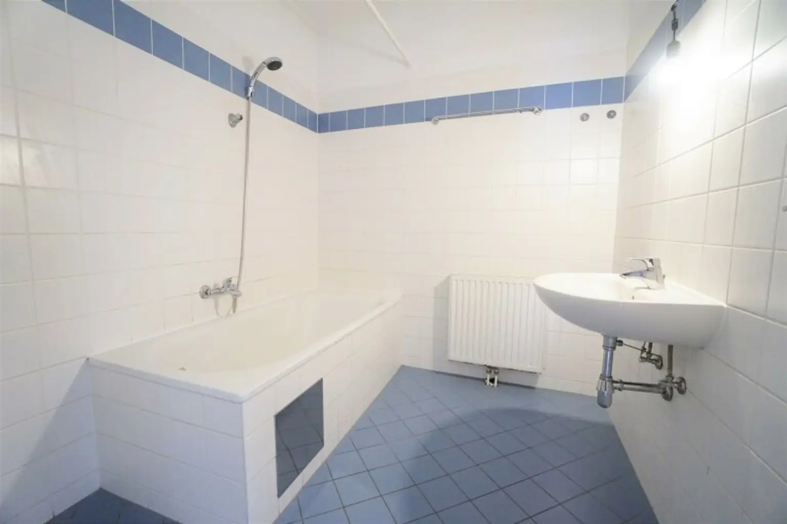 *Stilvolle Citywohnung direkt beim Naschmarkt* Ab 01.02.2026 verfügbar*