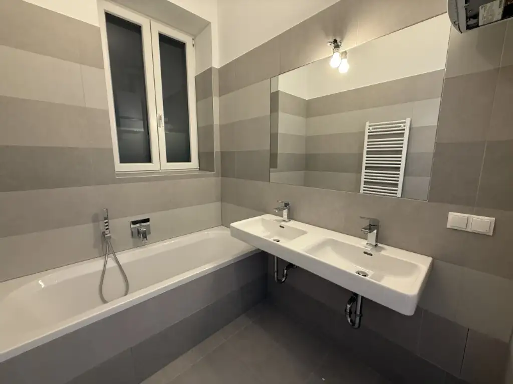 Modernisierte 2-Zimmer-Wohnung in 1020 Wien – Ihr neues Zuhause wartet!