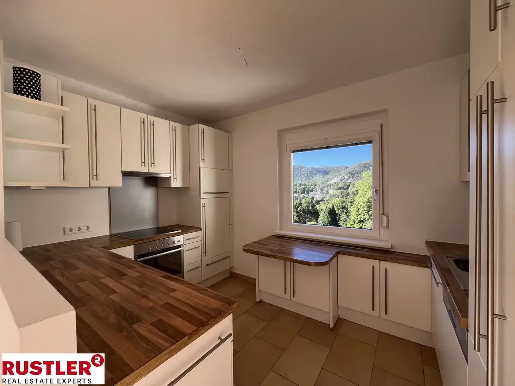 Wohnen zwischen den Schirmföhren mit Blick zum Husarentempel