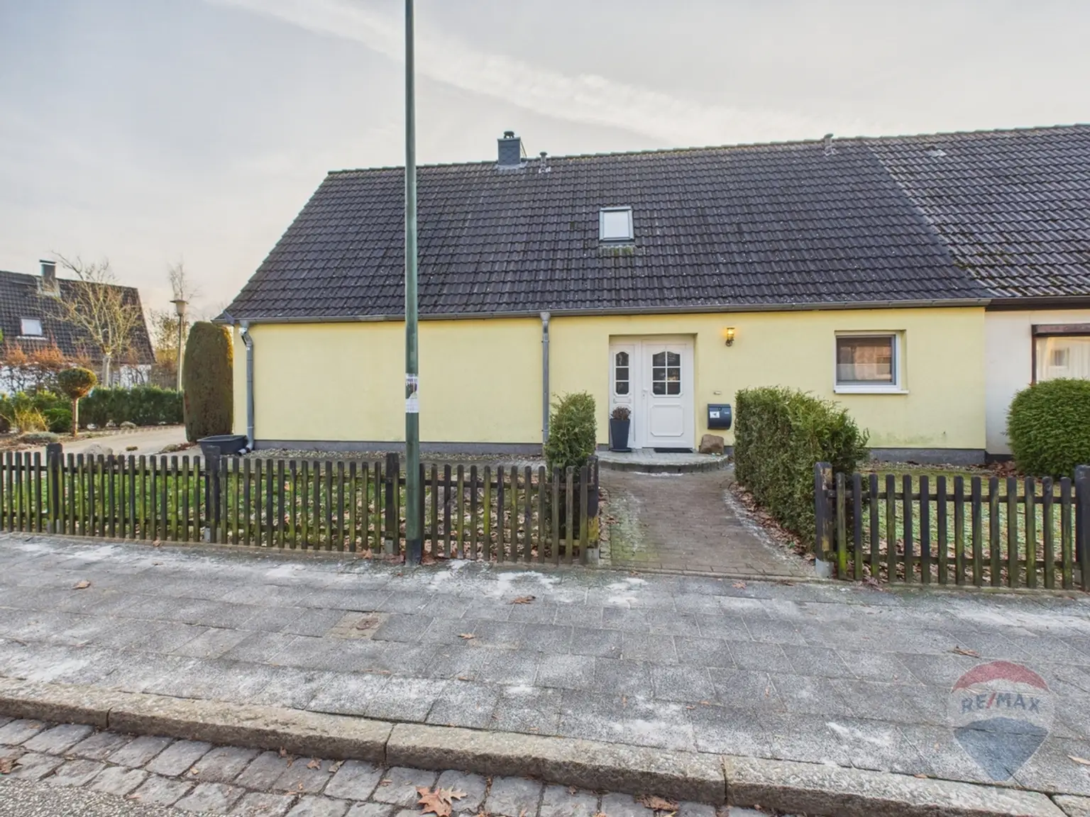 Hausansicht von der Straße