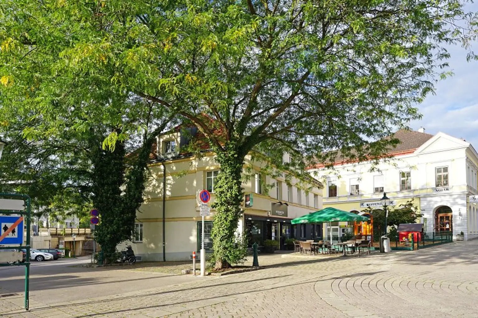Über 4 % Rendite! Wohn- und Geschäftshaus / Zinshaus am Purkersdorfer Hauptplatz