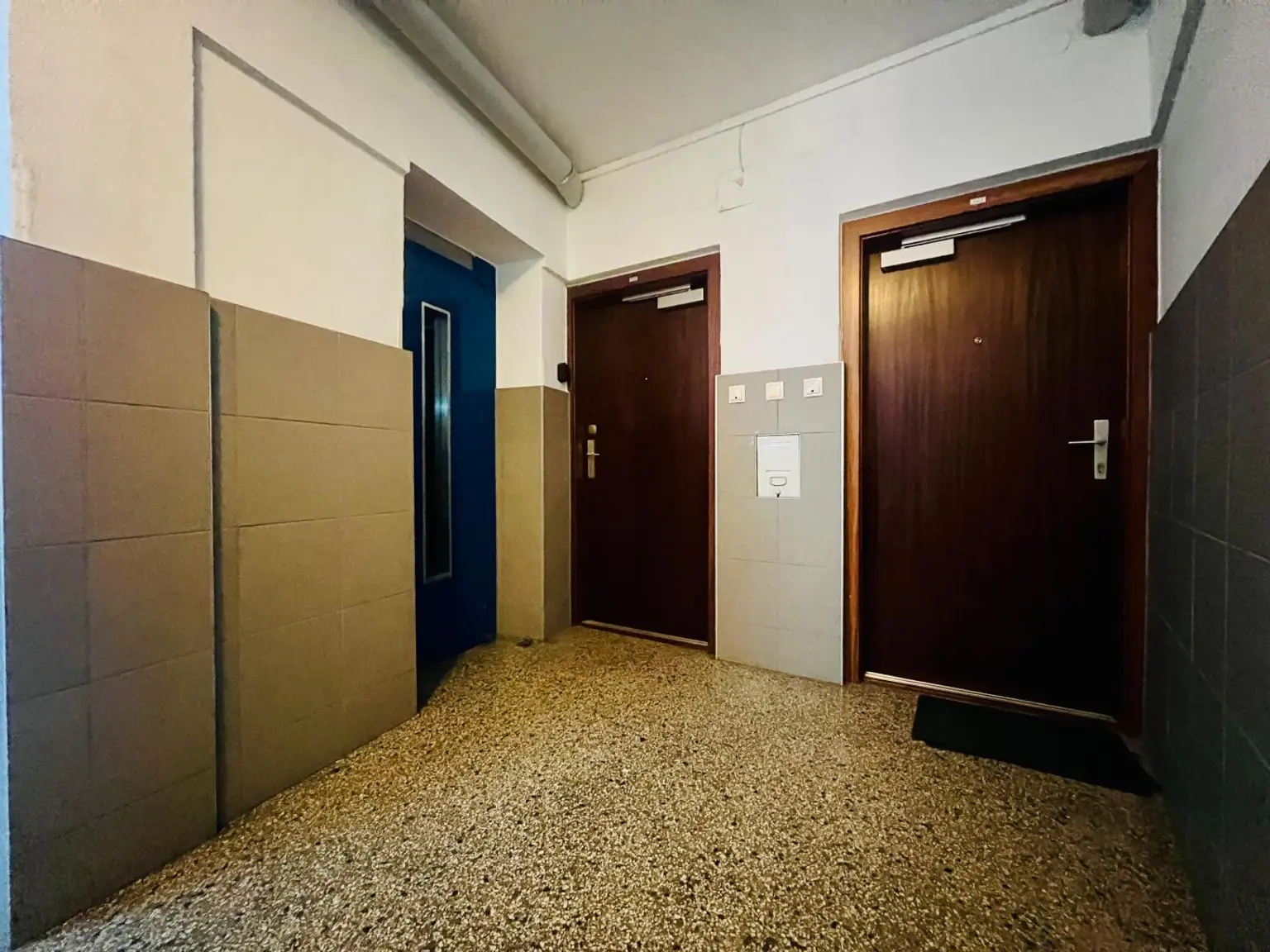 Charmante 3 Zimmer EG Wohnung mit 2 Loggien und Garage