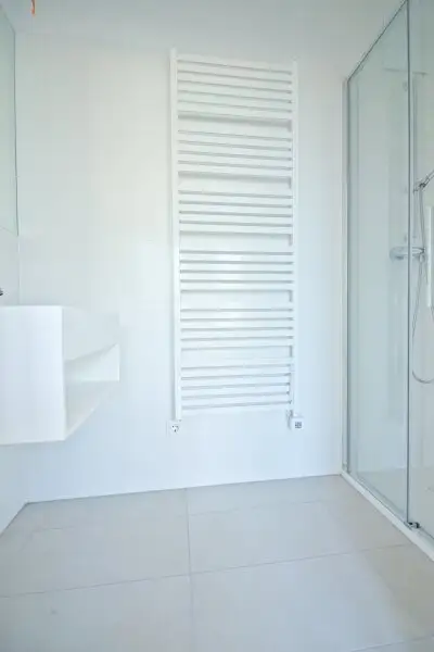 Neubau mit Style – 4-Zimmer-Wohnung mit Terrasse, Balkon & WG-Potenzial