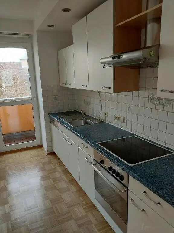 Provisionsfrei: Perfekt aufgeteilte 3-Zimmerwohnung mit Balkon-Terrasse und Tiefgarage bei TU - Moserhofgasse
