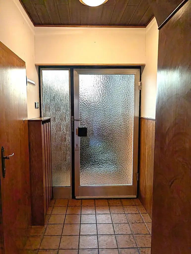 gesamte Hausetage in traumhafter Wohnlage im EG zur Miete ***PROVISIONSFREI für den Mieter***