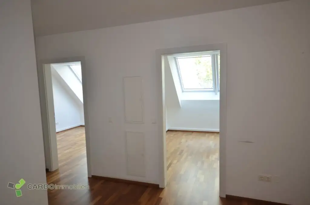 Maissonette, Attraktive Gewerbefläche zu vermieten – ca. 260 m², Nähe UNO City & U-Bahn