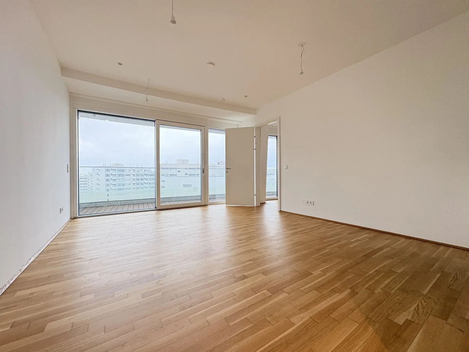 20251120_121250421_iOS