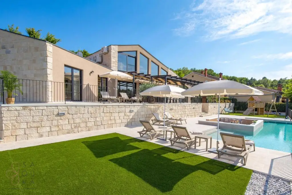 Mediterraner Rückzugsort mit Investitionspotenzial – Ihre Traumvilla in Kascerga