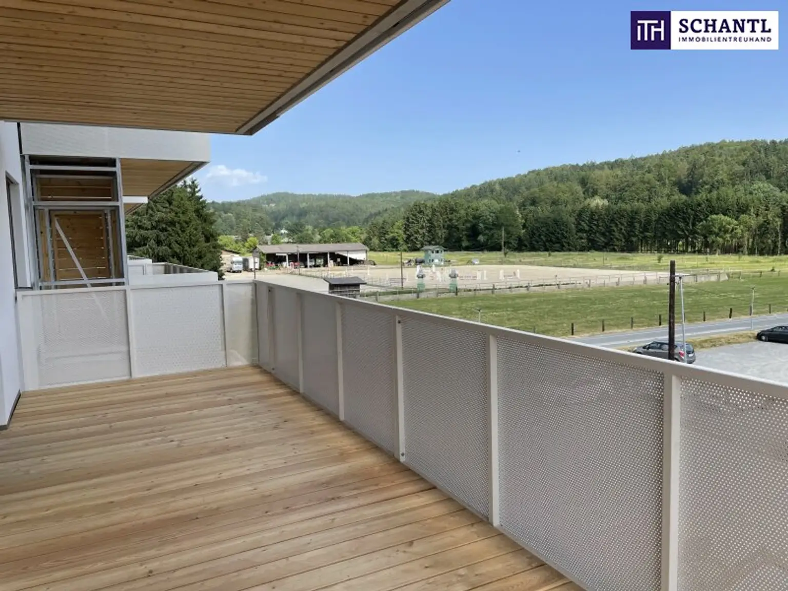 RIESIGE DACHTERRASSE + HOCHWERTIGE AUSSTATTUNG + SÜD/WEST Ausrichtung! + Tiefgarage! Nur 7 Min. von Graz entfernt!!