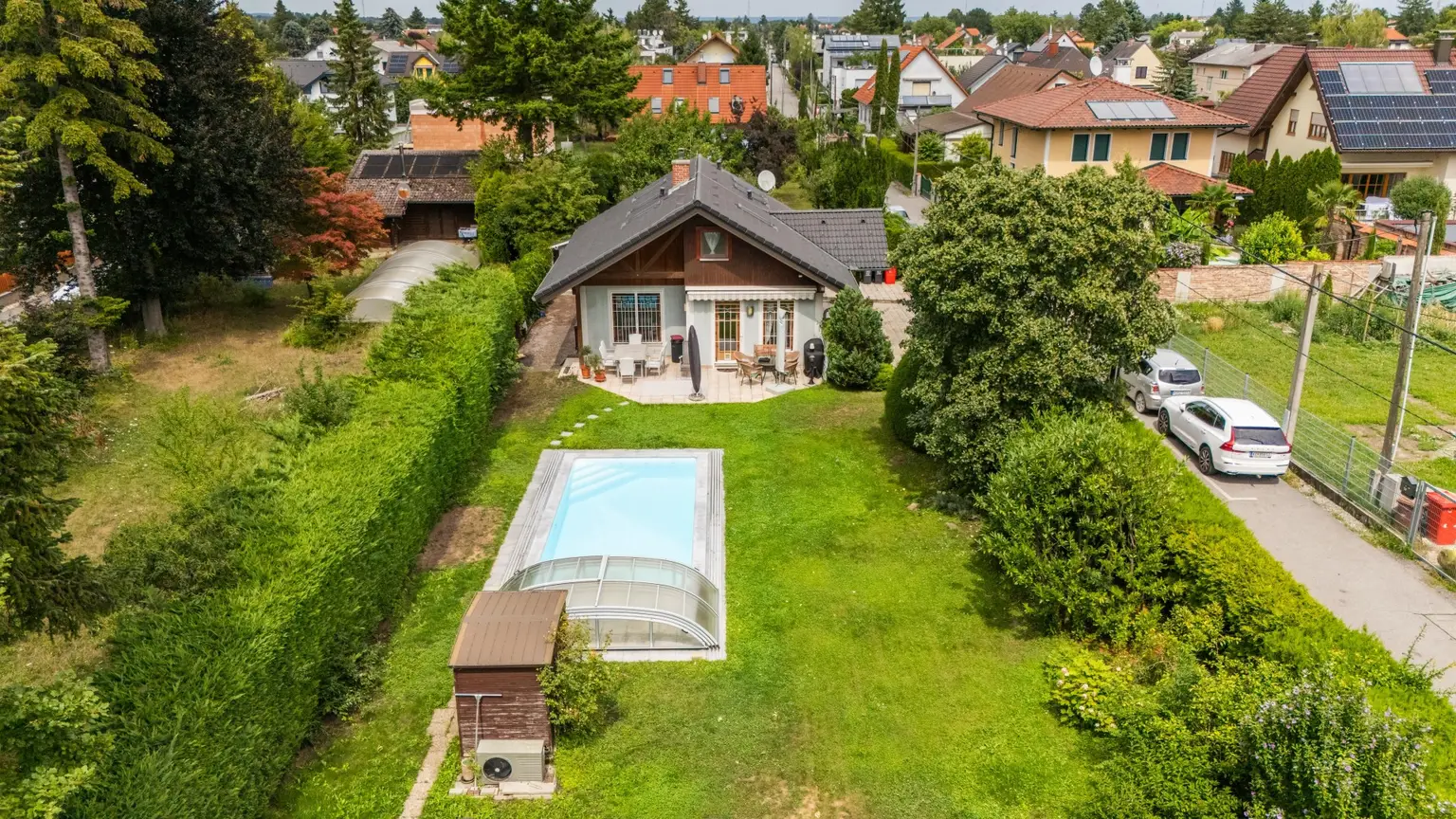 "Ihr privates Paradies in Gerasdorf! Traumhaus mit Pool, Garten & mehr!"