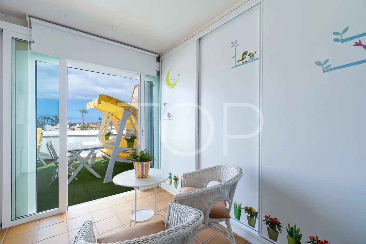 Apartment-Veril-del-Duque-Dinning-Area-Costa-Adeje-Tenerife