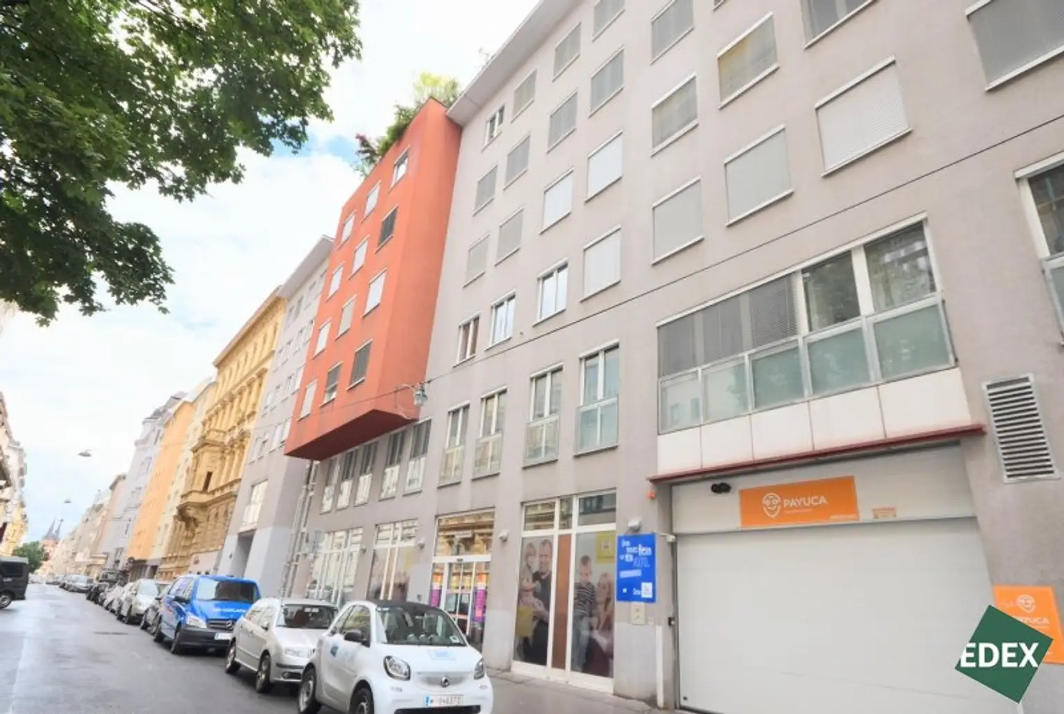 Garagenstellplatz mit Elektro-Ladestation in der Schottenfeldgasse zu vermieten