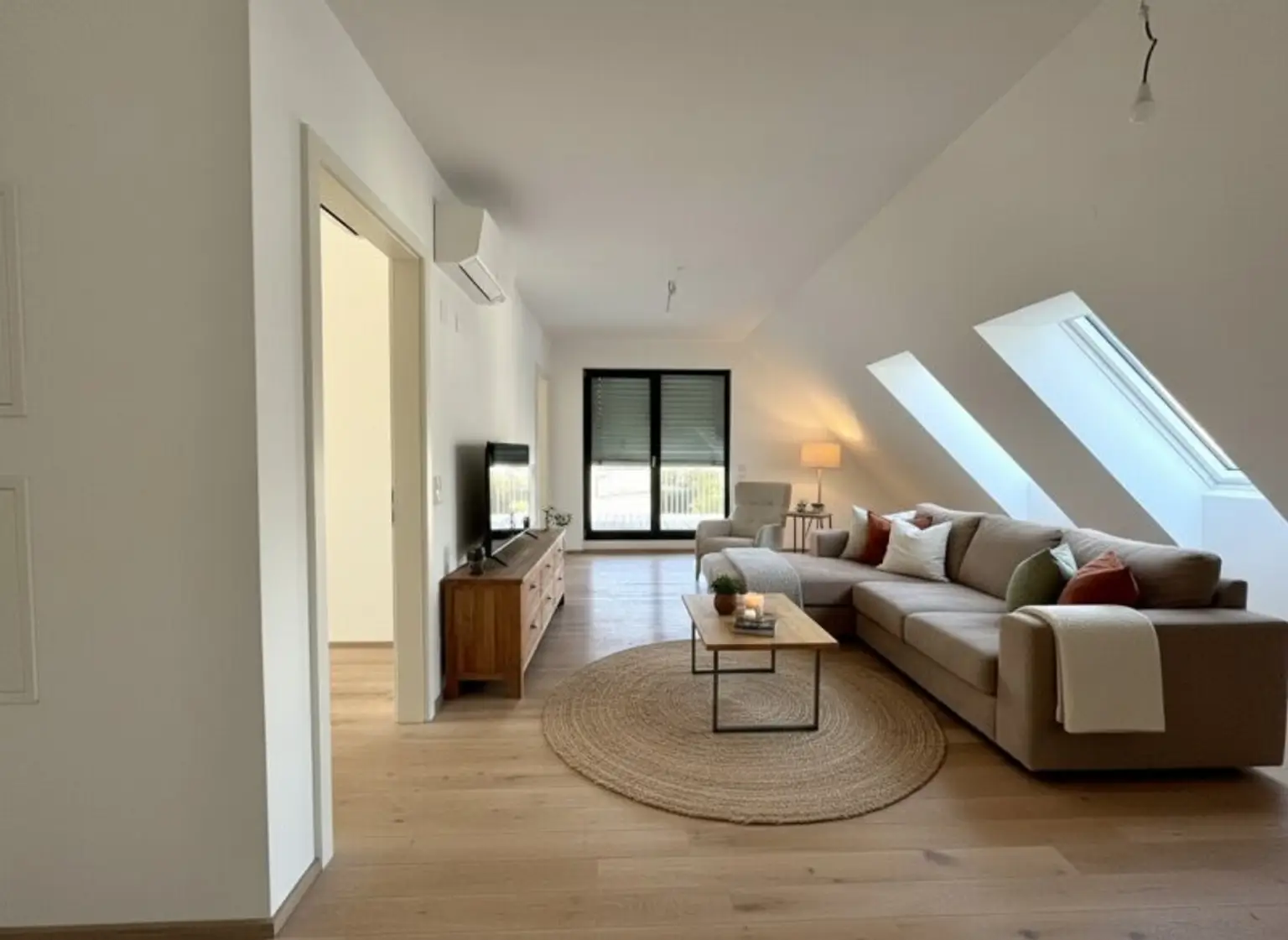 Heller Wohntraum an der Alten Donau - Großzügige Terrasse - Ruhelage in einer Sackgasse