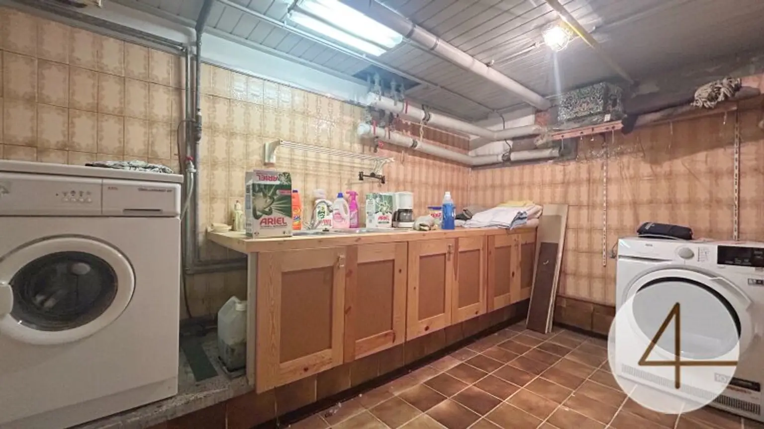 Großzügiger Bungalow mit Wintergarten und Garage im Herzen von Deutsch Wagram
