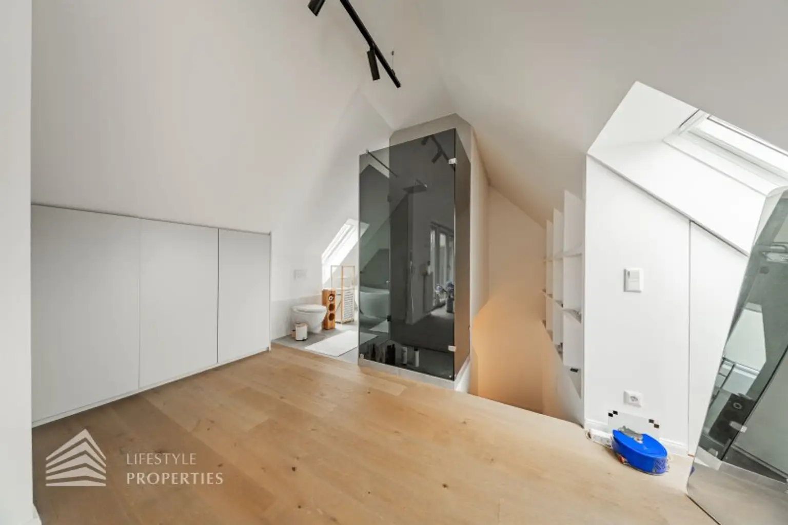 Moderne 4-Zimmer Maisonettewohnung mit Terrasse, Nähe Stephansplatz by Lifestyle Properties