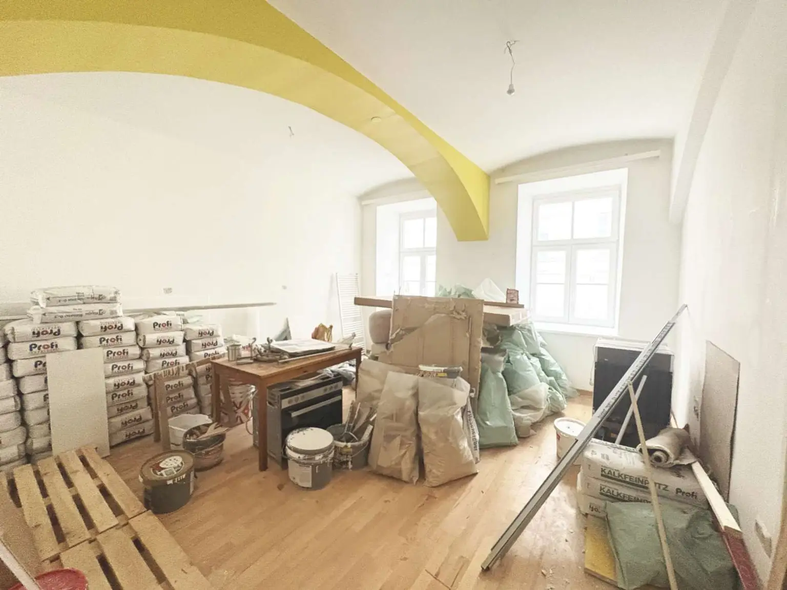 Top Lage und Potential - 
sanierungsbedürftige 2 Zimmer Wohnung nahe altes AKH
